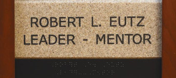 Robert L. Eutz Leader - Mentor
