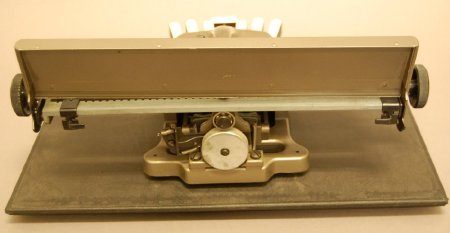 Marburg braillewriter, reverse