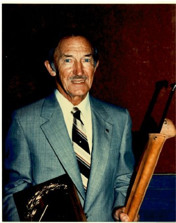 Walter Olenek accepting 1986 Blaha Award
